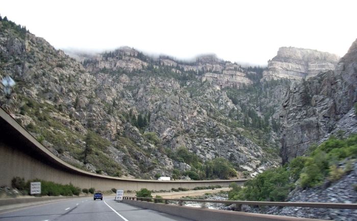 20 живописных дорог