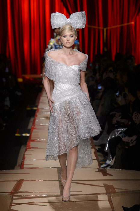 Новая коллекция Moschino под названием «Мусорный шик»
