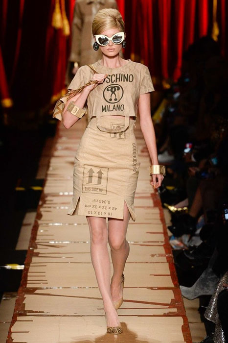 Новая коллекция Moschino под названием «Мусорный шик»