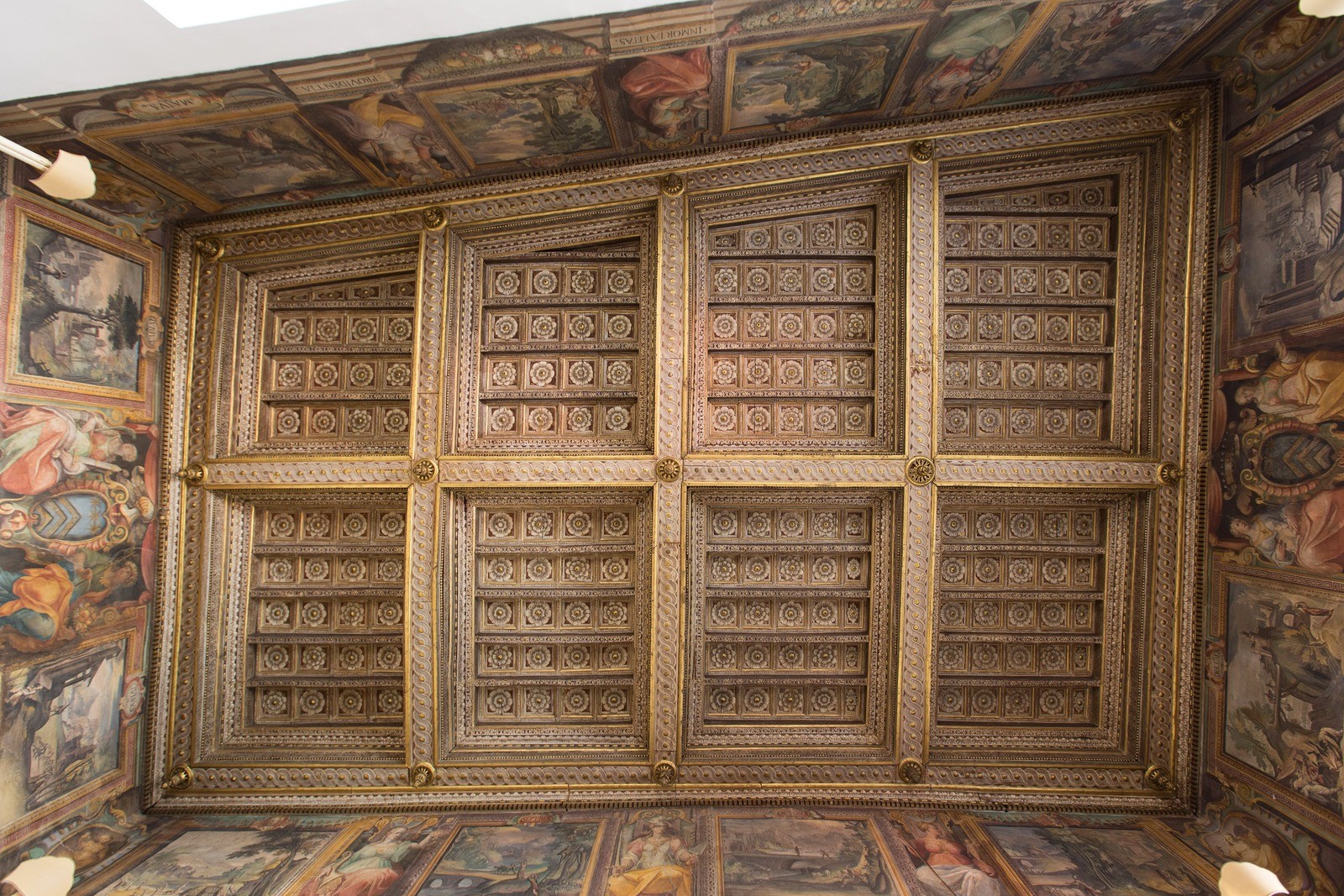 Интерьер в стиле римской аристократии