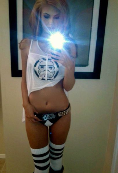 Девушки и Звездные войны (62 фото)