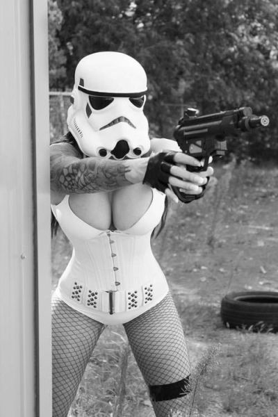 Девушки и Звездные войны (62 фото)