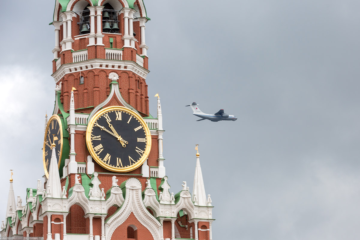 Репетиция авиапарада на 9 мая