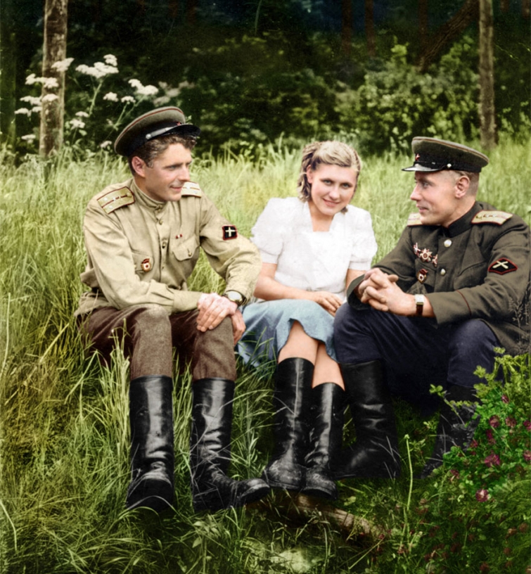 Россия в цвете: старинные раскрашенные фотографии с 1900 до 1965 года Россия в цвете: старинные раскрашенные фотографии с 1900 до 1965 года