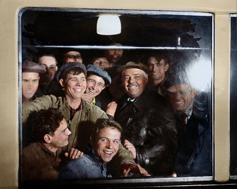 Россия в цвете: старинные раскрашенные фотографии с 1900 до 1965 года Россия в цвете: старинные раскрашенные фотографии с 1900 до 1965 года