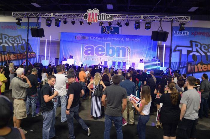 Exxxotica 2013
