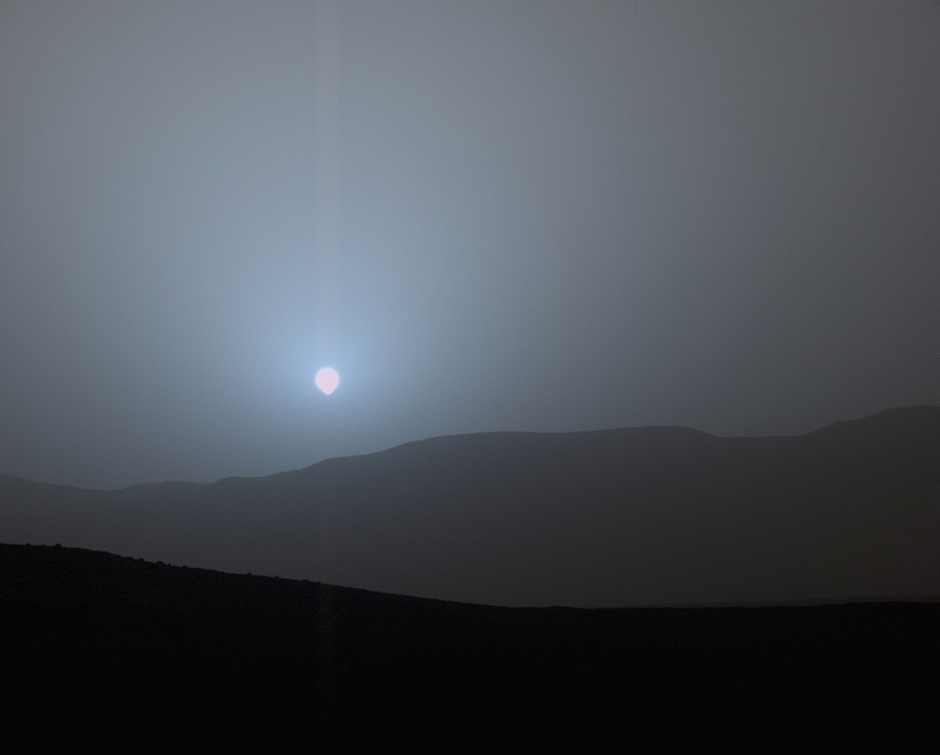 14 великолепных фотографий Марса, сделанных Curiosity за 3 года