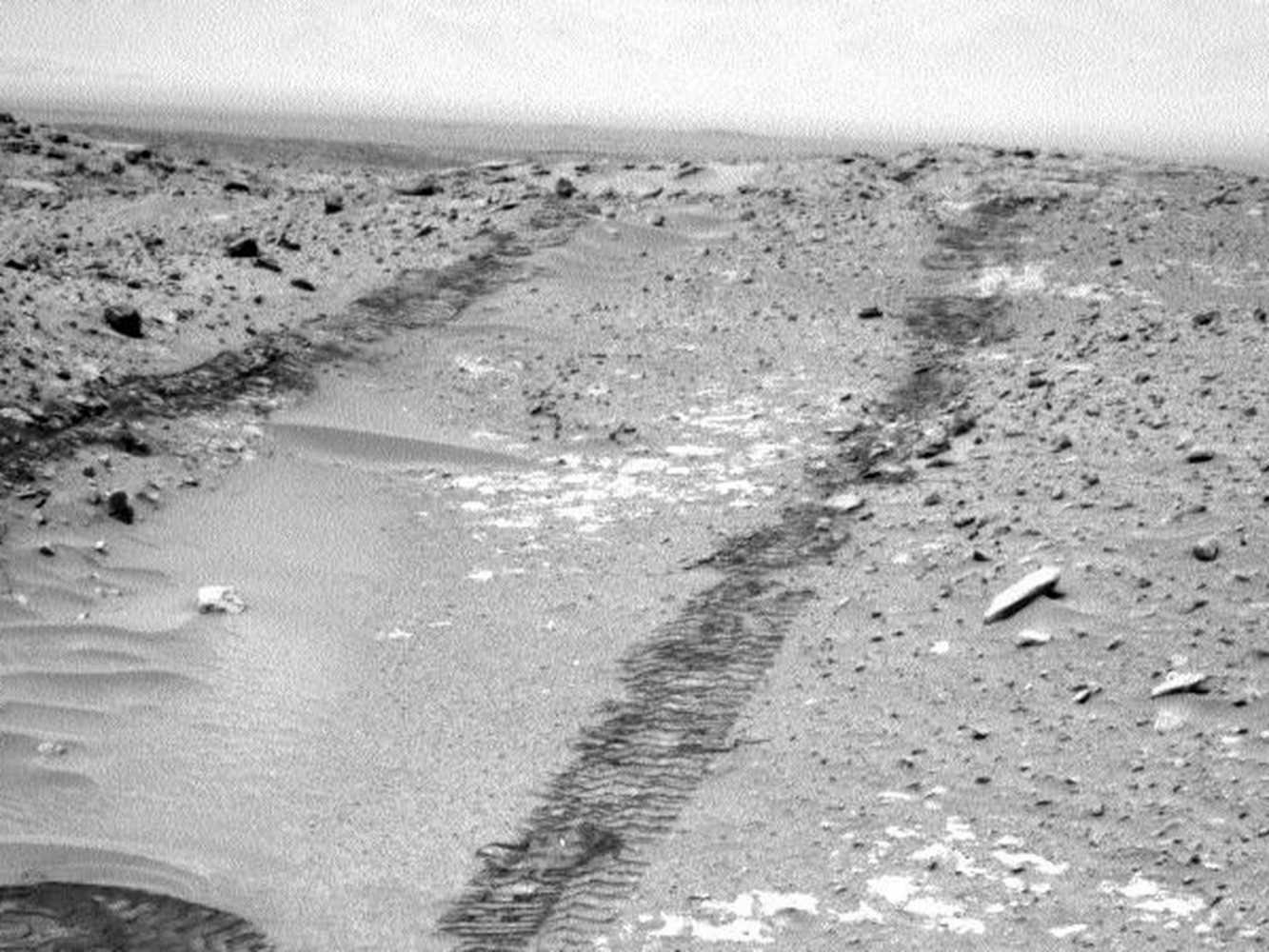 14 великолепных фотографий Марса, сделанных Curiosity за 3 года