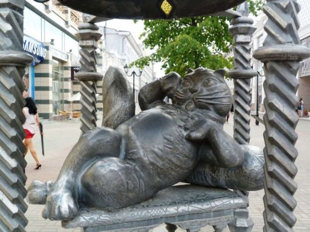 Памятники котам Памятники котам
