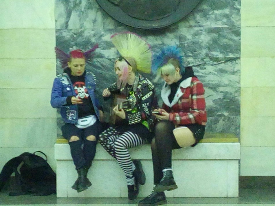 Модники из российского метрополитена
