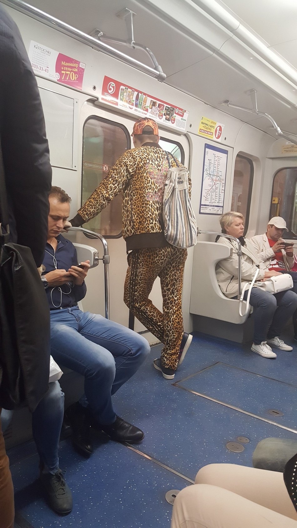 Модники из российского метрополитена