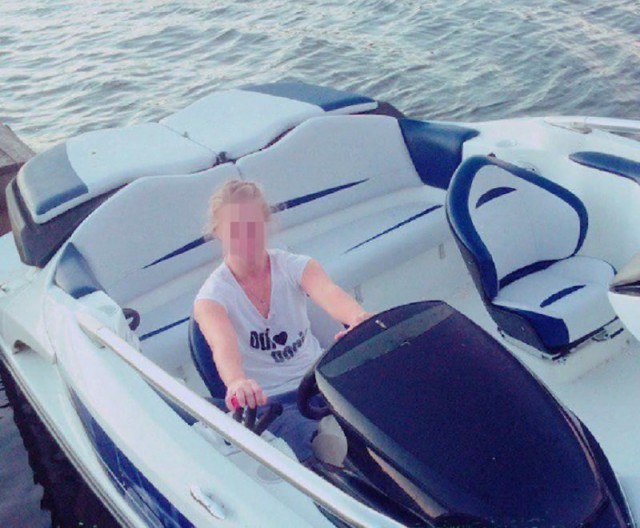 В Ярославле школьница сбежала за границу со своим учителем