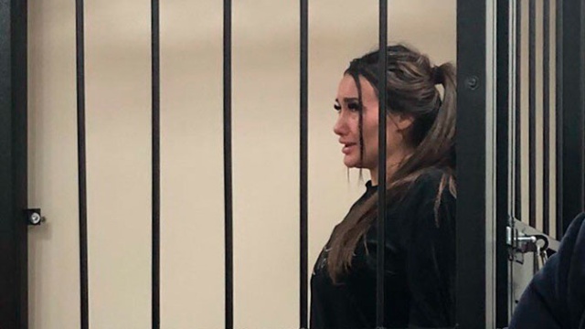 Модель Кира Майер проведет за решеткой 1,5 года за нападение на гаишника