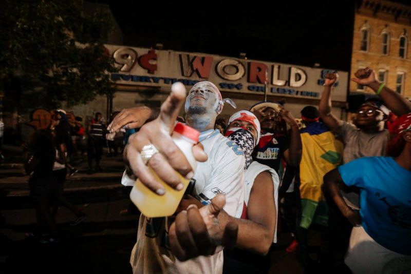 Ежегодный J'Ouvert Festival в Бруклине