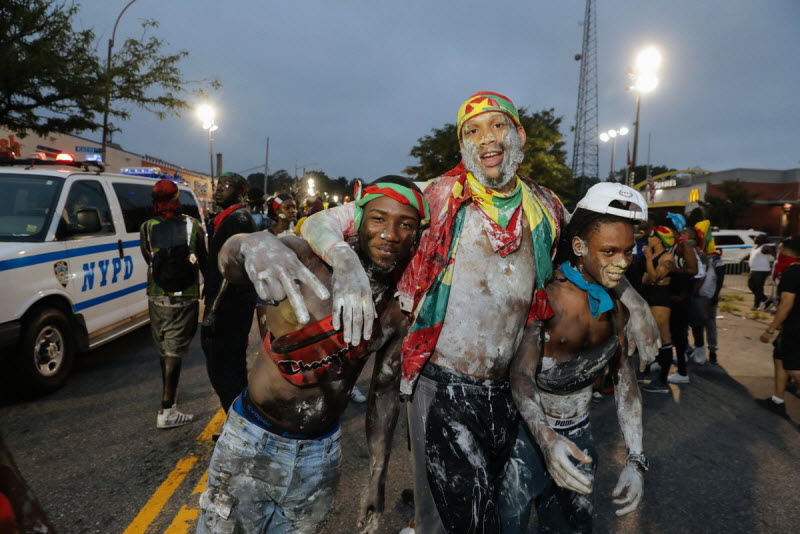 Ежегодный J'Ouvert Festival в Бруклине