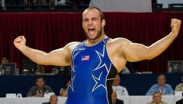 Известные спортсмены, которые легально употребляли допинг Известные спортсмены, которые легально употребляли допинг