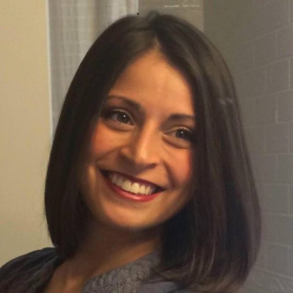 28-летняя учительница Алисия Редди из Балтимора обвиняется в совращении 16-летнего школьника