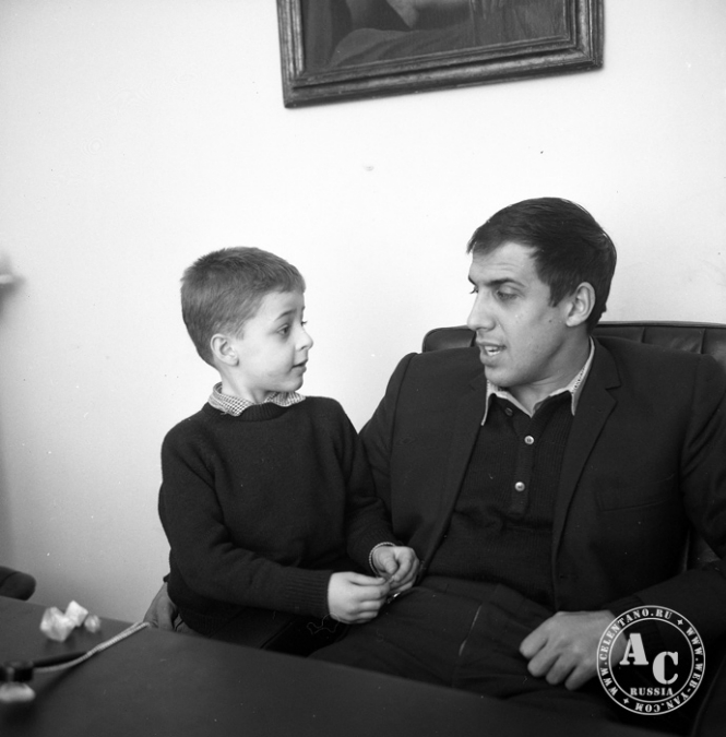 Самому прекрасному мужчине Италии Адриано Челентано 78 лет!