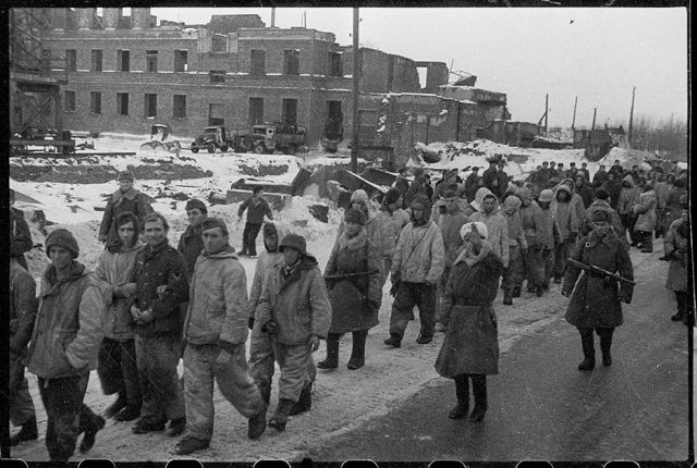 Неизвестные фото последних дней блокадного Ленинграда Неизвестные фото последних дней блокадного Ленинграда