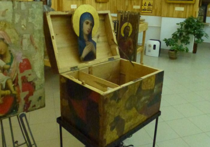 Ящики из икон в музее мэра Екатеринбурга