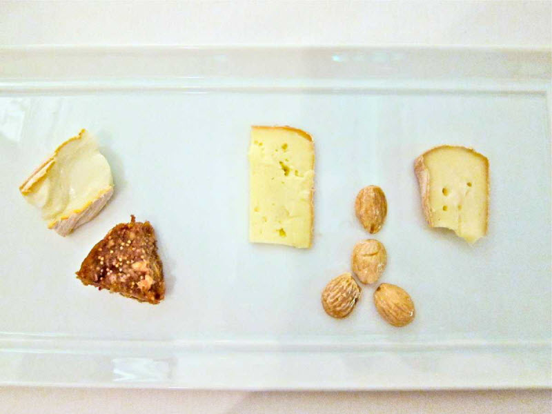 Каково это — пообедать за 295 долларов в лучшем ресторане мира Eleven Madison Park Каково это — пообедать за 295 долларов в лучшем ресторане мира Eleven Madison Park