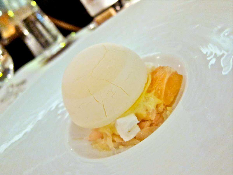 Каково это — пообедать за 295 долларов в лучшем ресторане мира Eleven Madison Park Каково это — пообедать за 295 долларов в лучшем ресторане мира Eleven Madison Park