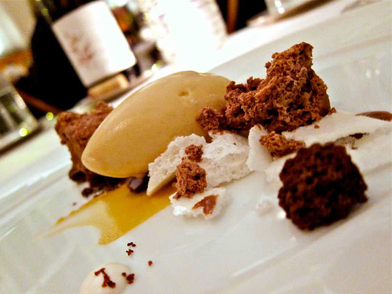 Каково это — пообедать за 295 долларов в лучшем ресторане мира Eleven Madison Park Каково это — пообедать за 295 долларов в лучшем ресторане мира Eleven Madison Park