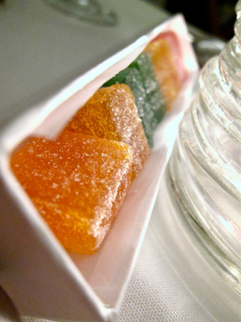 Каково это — пообедать за 295 долларов в лучшем ресторане мира Eleven Madison Park Каково это — пообедать за 295 долларов в лучшем ресторане мира Eleven Madison Park