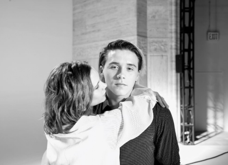 Знаменитые мамы, которые выглядят эффектнее своих детей Знаменитые мамы, которые выглядят эффектнее своих детей