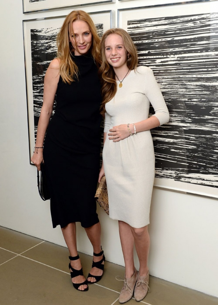 Знаменитые мамы, которые выглядят эффектнее своих детей Знаменитые мамы, которые выглядят эффектнее своих детей