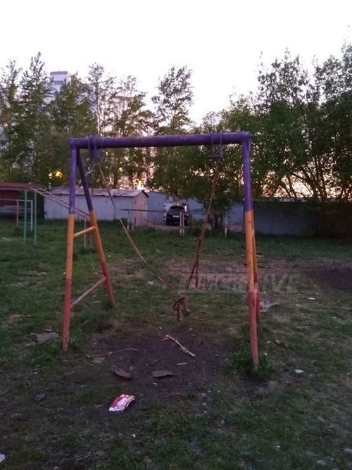 «Детская площадка смерти» в Омске