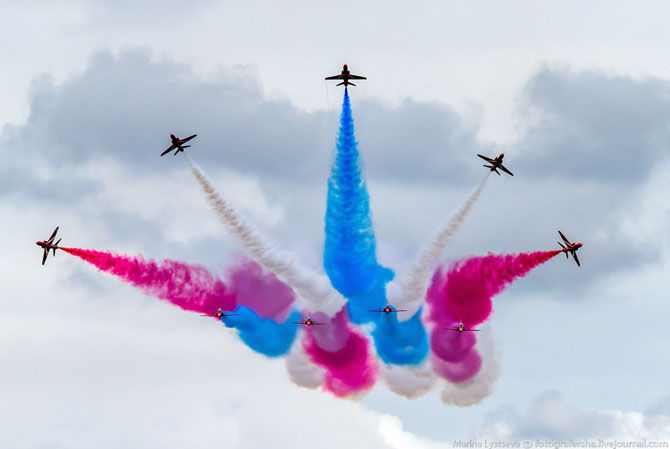 Пилотажная группа Red Arrows Пилотажная группа Red Arrows