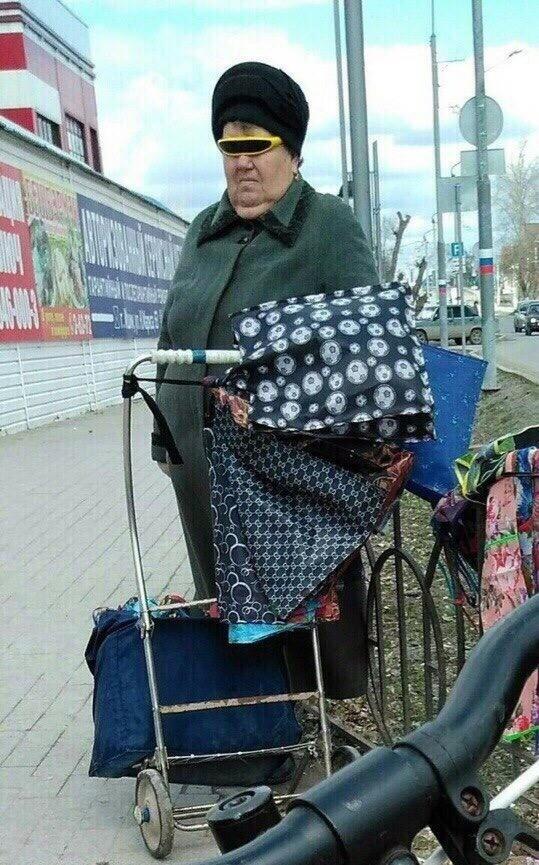 Когда будущее уже наступило, а прошлое не хочет уходить