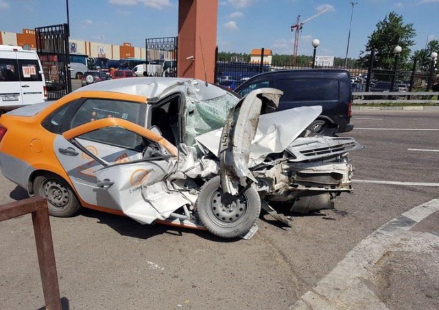 Печальная участь каршеринговых авто Москвы