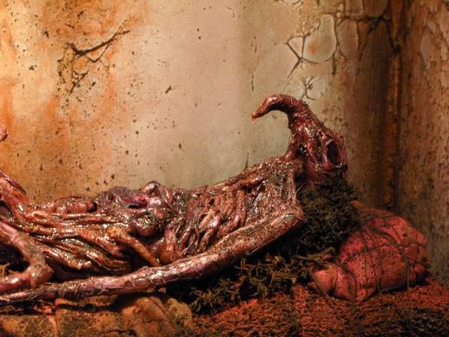 Жуткие диорамы Марка Пауэлла, считающего каннибализм и переваривание плоти изысканными