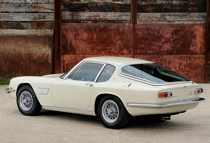 Самые красивые модели Maserati за 100 лет (27 фото) Самые красивые модели Maserati за 100 лет (27 фото)