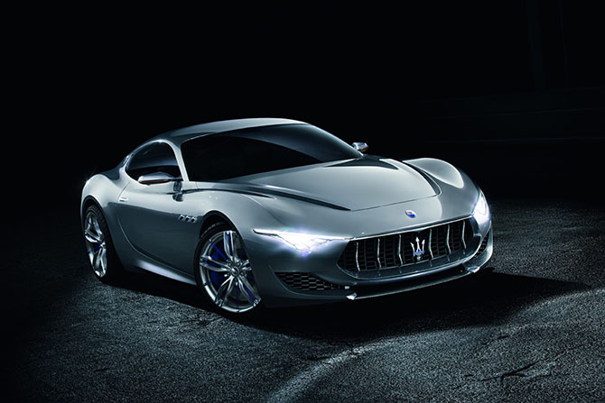 Самые красивые модели Maserati за 100 лет (27 фото) Самые красивые модели Maserati за 100 лет (27 фото)
