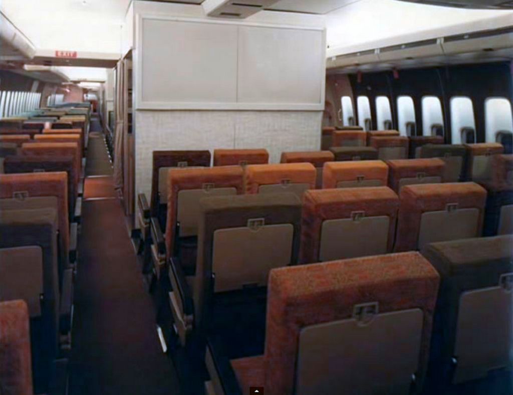Путешествие в Boeing 747 в 1970-х Путешествие в Boeing 747 в 1970-х