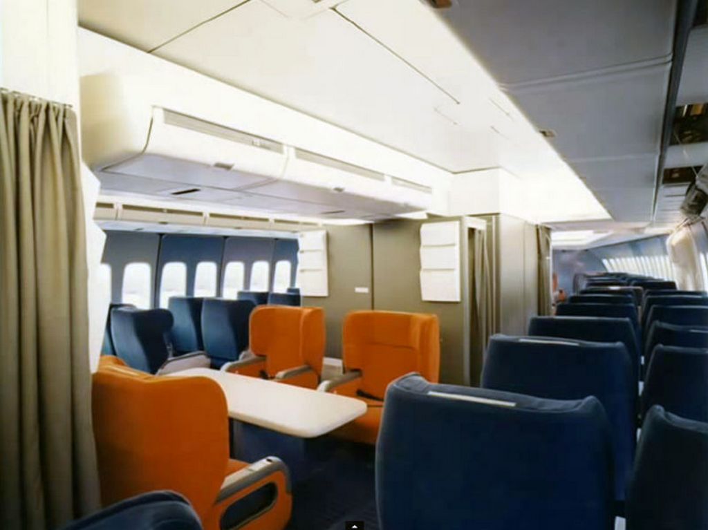 Путешествие в Boeing 747 в 1970-х Путешествие в Boeing 747 в 1970-х