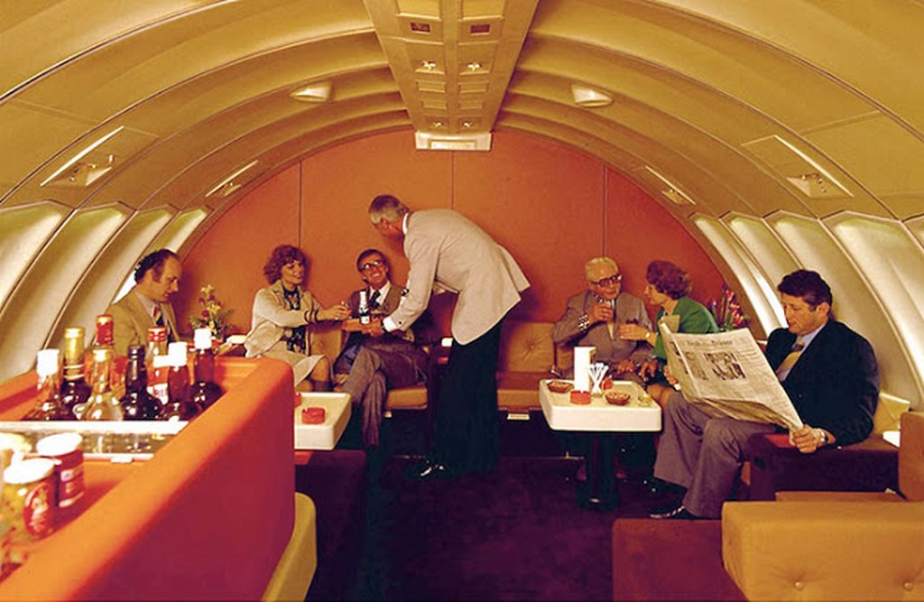 Путешествие в Boeing 747 в 1970-х Путешествие в Boeing 747 в 1970-х