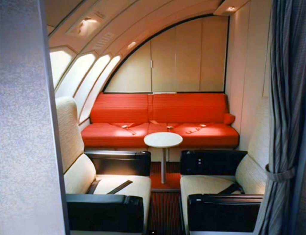 Путешествие в Boeing 747 в 1970-х Путешествие в Boeing 747 в 1970-х