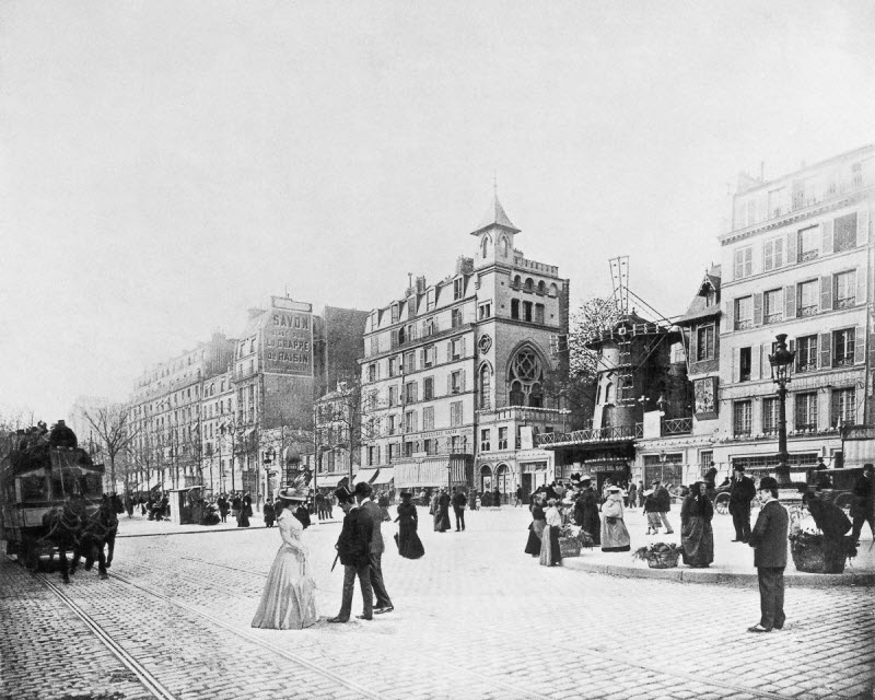 Вековая история главного кабаре мира «Мулен Руж» в фотографиях