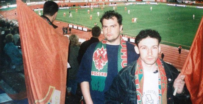 Российские футбольные фанаты 90-х