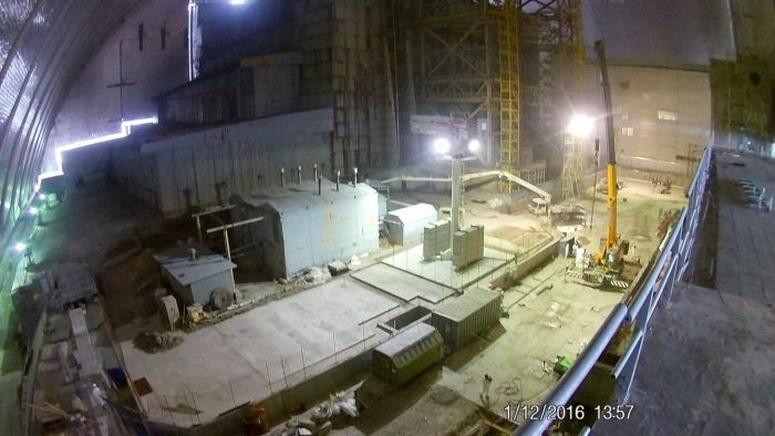 Под новым саркофагом Чернобыльской АЭС