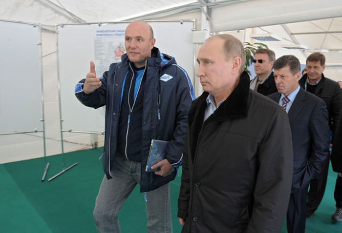 Путин уволил вице-президента олимпийского комитета (4 фото)