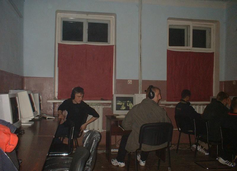 Учащимся 2000х посвящается
