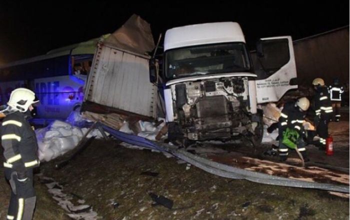 В Эстонии попал в аварию автобус с россиянами