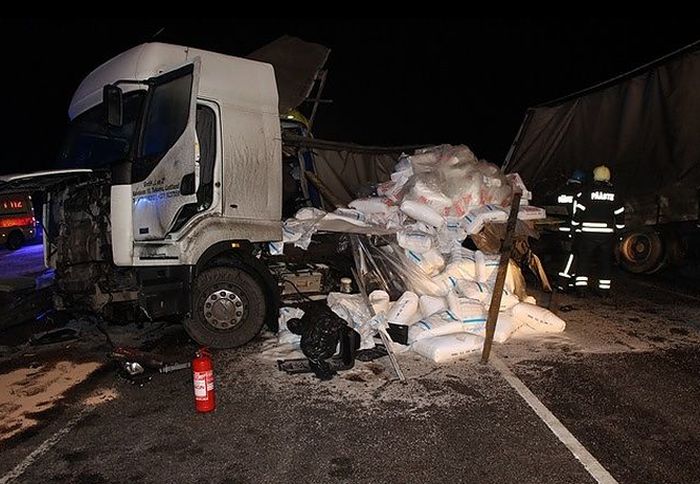 В Эстонии попал в аварию автобус с россиянами