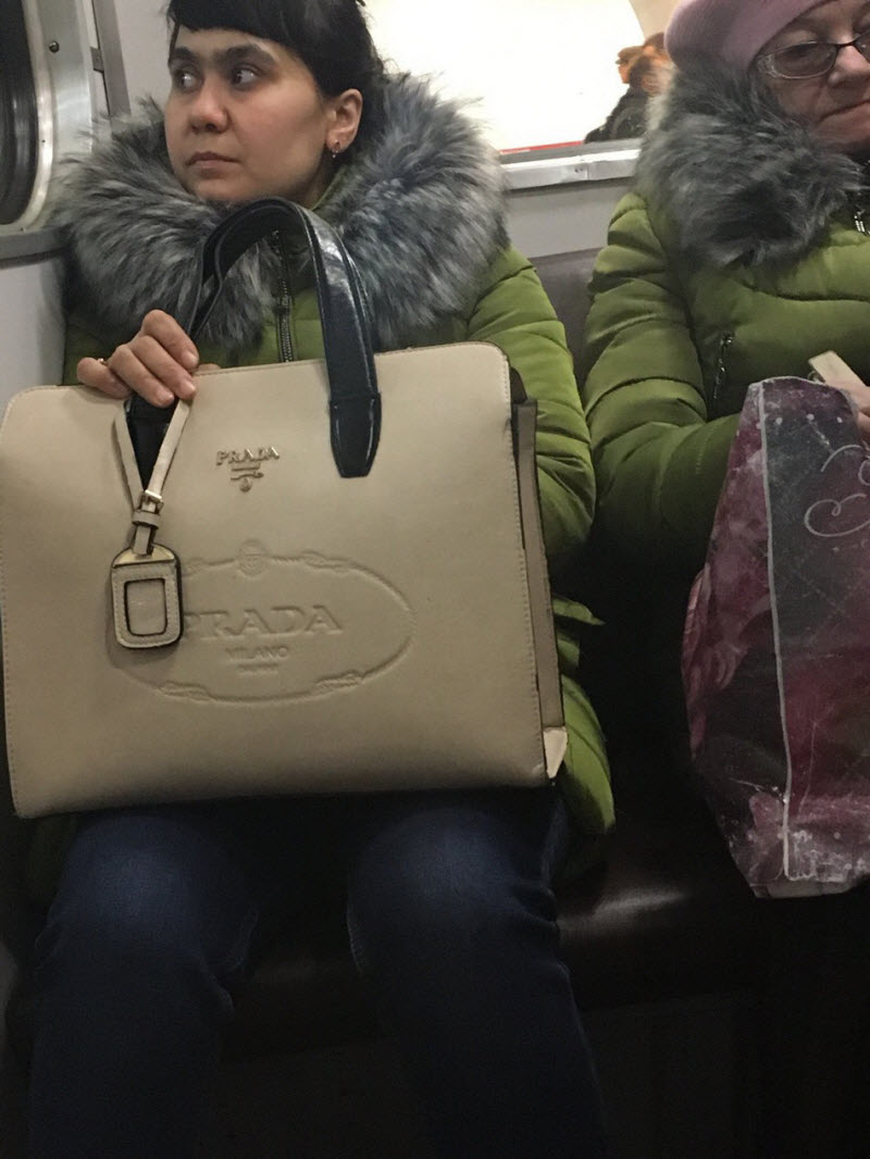 Модники из российского метрополитена