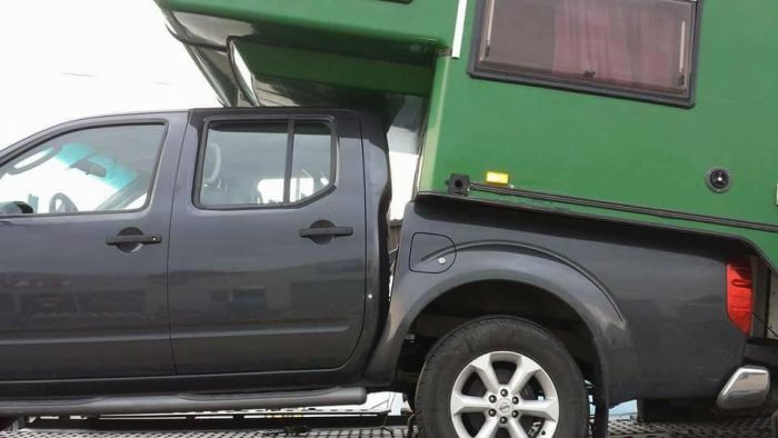 Британцы требуют отзыва ломающегося пополам пикапа Nissan Navara
